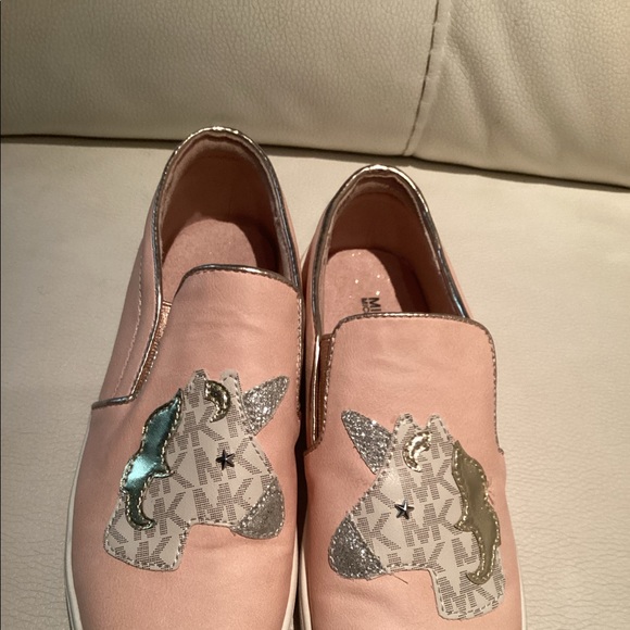 Michael Kors pink MK perforated slip on sneakers VGUC size 13 - Picture 5 of 10